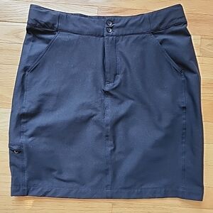 Royal Robbins Black Skirt Size 6 Nylon Spandex 3-pocket